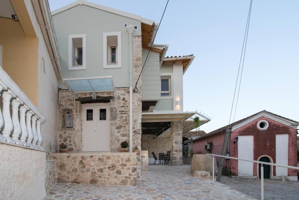 Nikolas Est 1773 Villa Áno Korakiána Exteriör bild