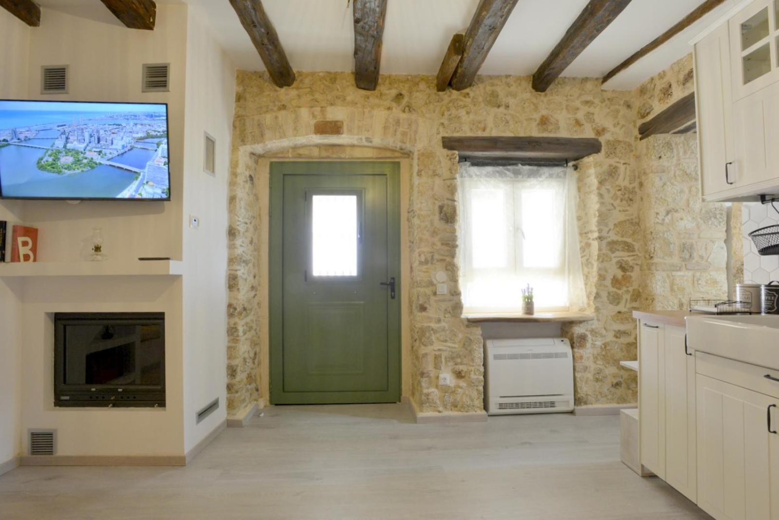 Nikolas Est 1773 Villa Áno Korakiána Exteriör bild